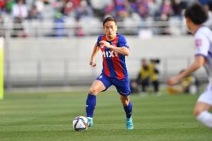 本田圭佑谈长友佑都:非常尊敬他 放眼世界5次参加世界杯凤毛麟角配图