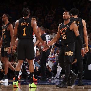 0-2落后&没变阵！骑士G3先发：哈登、米切尔、韦德、莫布里、阿伦配图
