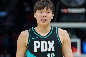 杨瀚森:对篮球有了一个全新的认识 要打得简洁一些、高效一点配图