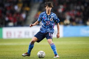 完全统治中场!日本双核VS突尼斯联手完成150次传球,仅7次失误配图
