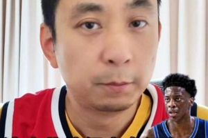 解说：下赛季的奇才和爵士得看一看了 他们的阵容反正够唬人配图