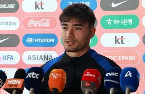 韩国归化球员:世界杯首秀很高兴,输球令人惋惜,丢球是自己失误配图
