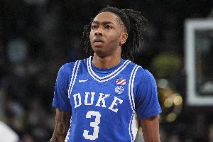 森林狼GM：我们研究了埃文斯的每次三分投篮 相信其技术能对接NBA配图