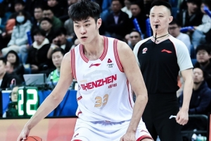 媒体人：说明王浩然接近NBA的门槛 加以磨练未来未必没有机会配图