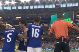 五战世界杯!39岁日本后卫长友佑都第75分钟替补登场配图