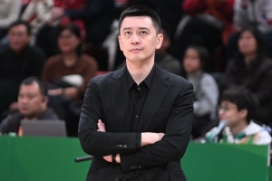 杨鸣：中国篮球其实跟中国足球差不多 杨瀚森在NBA打得很挣扎配图
