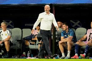 太阳报：苏格兰前主帅克拉克称0-0英格兰是胜利，引发球迷不满配图