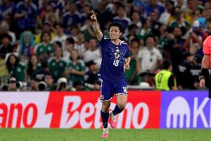 日媒:维拉等队有意上田绮世,转会费约在2000万欧至3000万欧之间配图