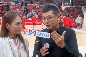 杨毅：中国男篮后卫线有体型优势 能否发挥出来比较依靠当场手感配图