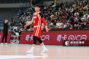铁匠出身？陈昱休11投仅2中拿到4分 三分6中0配图