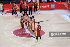 中国男篮生死战在即!媒体人:必须发挥锋线和篮板优势!配图