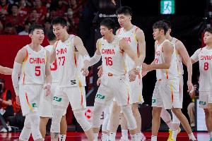 媒体人:男篮任重道远 7月底国际团结杯迎战喀麦隆&格鲁吉亚&黑山配图