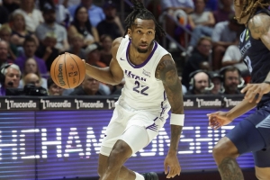 解说：夏联好未必NBA马上打得好 彼得森确实展现了很多积极的东西配图