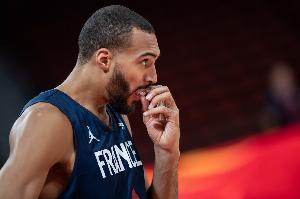 世欧预法国98-69大胜芬兰 戈贝尔4中4拿到8+7 马尔卡宁14分3板配图