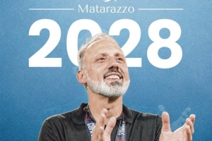 上赛季国王杯冠军,官方:皇家社会与主教练马塔拉佐续约至2028年配图
