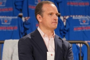 名记：前ESPN资深记者Tim Bontemps 已受聘加入老鹰队管理层配图