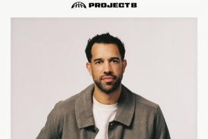 名记:Project B联赛聘请前老鹰GM菲尔兹担任男子篮球项目负责人配图