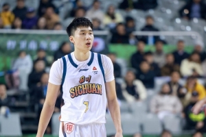 媒体人:段睿骐已决定和四川队分手 包括辽宁在内的多队对他有意配图