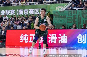 媒体人:赵柏清和当年的刘传兴相似 母队利用合同规则将球员锁死配图
