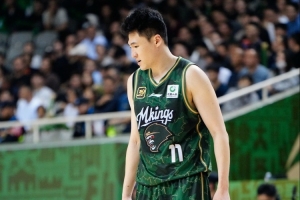 同曦只开150W的顶薪合同!媒体人:赵柏清打野球一年也不止这个数配图