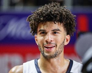 是否需适应NBA三分线?布泽尔:不需要 我在杜克投出了40%命中率配图