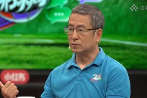 白岩松：西班牙三场淘汰赛神奇的对方关键球员伤退，然后取胜配图