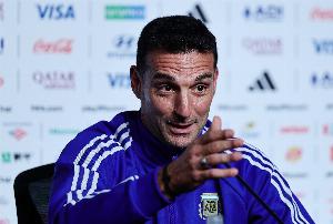 斯卡洛尼:未经磨难就想进决赛很难,西班牙也是最后才赢下葡、比配图